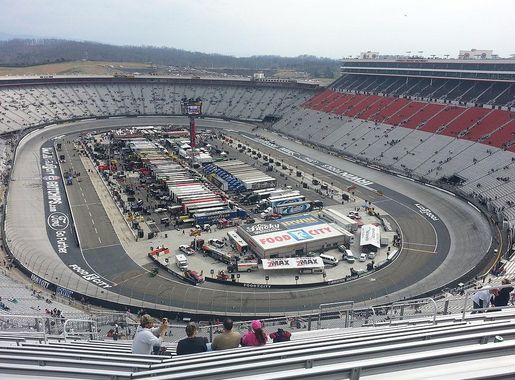File:Bristol Motor Speedway.jpeg - Wikimedia Commons