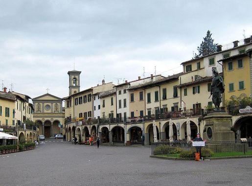 File:Greve piazza.JPG - Wikimedia Commons
