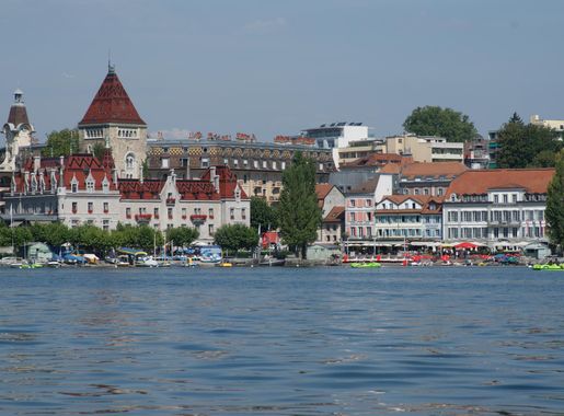 File:Ouchy vu du lac.jpg - Wikimedia Commons