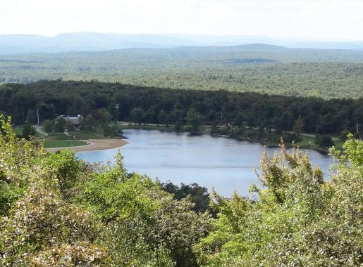 File:Lake Marcia, High Point State Park, NJ - bath house and beach.jpg -  Wikimedia Commons