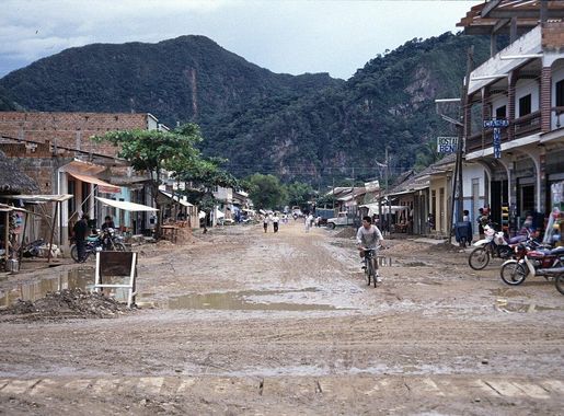 File:Rurrenabaque.jpg - Wikimedia Commons