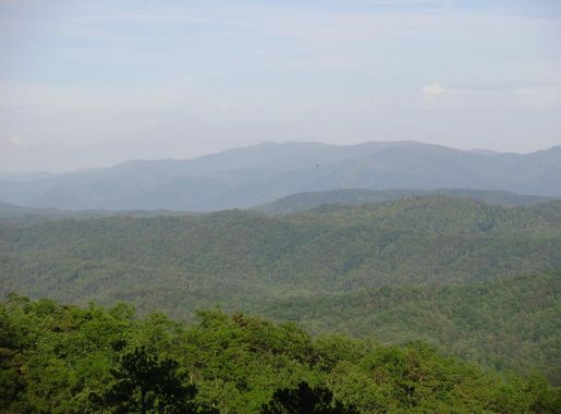 File:2017-05-17 19 11 40 View east-southeast from a scenic overlook along  the Foothills Parkway on Chilhowee Mountain above Happy Valley in Great  Smoky Mountains National Park, within Blount County, Tennessee.jpg -  Wikimedia Commons