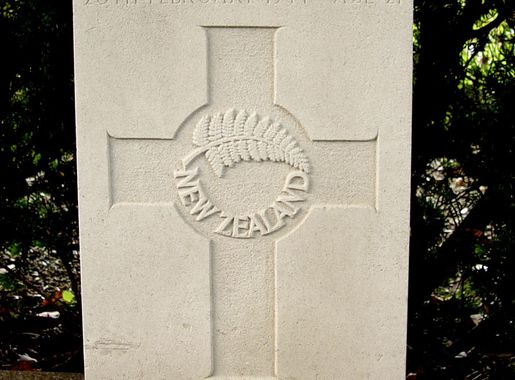 File:Hamilton AC.jpg - Wikimedia Commons