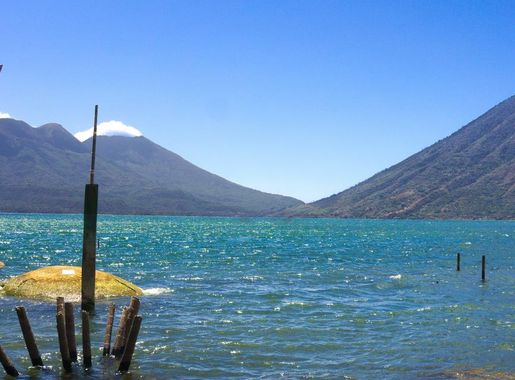 File:Lago Atitlan, seen from San Marcos.jpg - Wikipedia