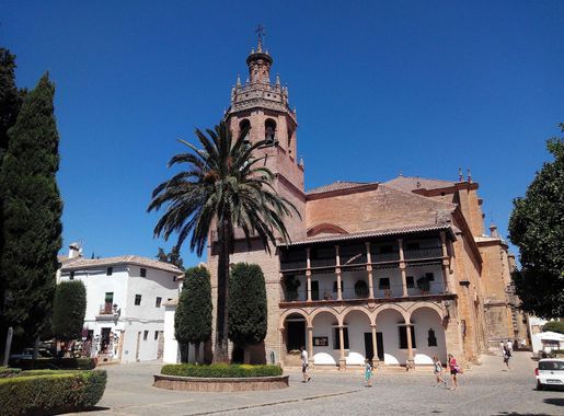 File:Iglesia de Santa María la Mayor Ronda (Malaga).jpg - Wikimedia Commons