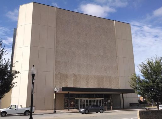 File:Tulsa Performing Arts Center.jpg - Wikimedia Commons