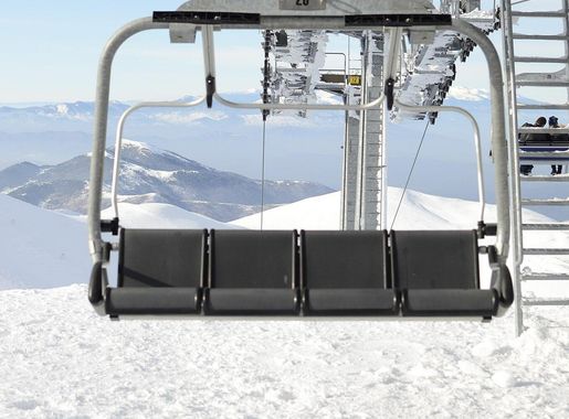 File:Lifts in Ski Resort on Mountain Falakro.JPG - Wikipedia
