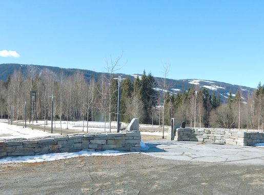 Fil:Bruvin gravlund.jpg – Wikipedia