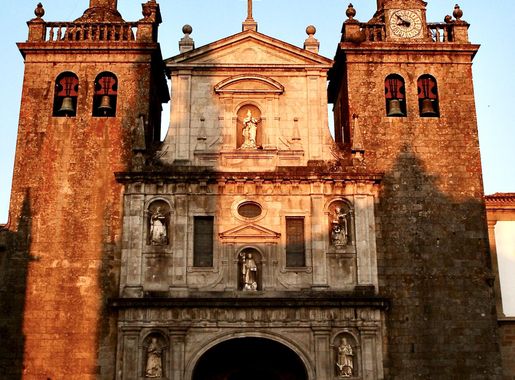 File:Viseu Cathedral (49870949086).jpg - Wikimedia Commons