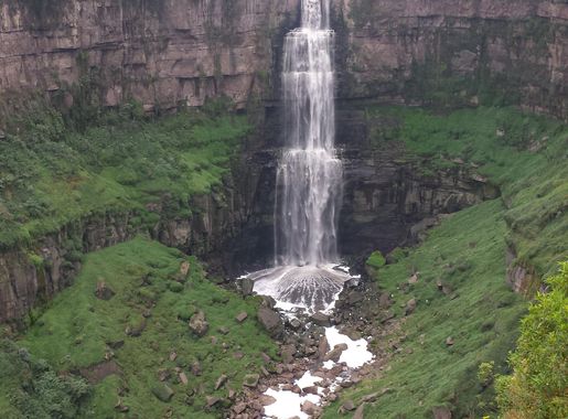 File:Salto de Tequendama 1.jpeg - Wikimedia Commons