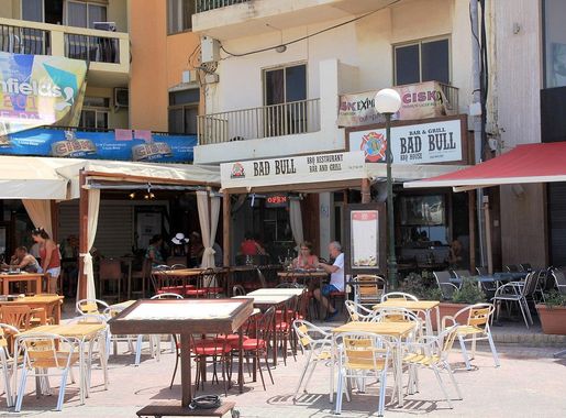 File:Bugibba square Malta 2.jpeg - Wikimedia Commons