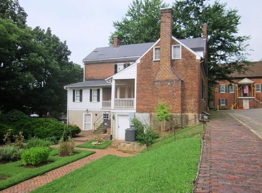 File:Old Salem Historic District.JPG - Wikimedia Commons