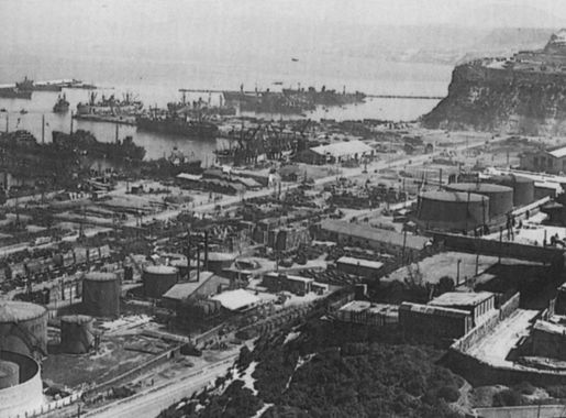 File:Oran-port-1943.jpg - Wikimedia Commons