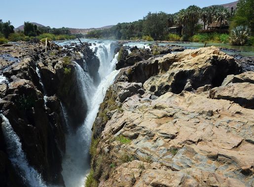 File:Vodopády Epupa Falls - hranice Namibie, Angola - panoramio.jpg -  Wikimedia Commons