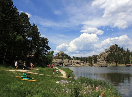 Lake Sylvan in Custer State Park, South Dakota image - Free stock photo -  Public Domain photo - CC0 Images