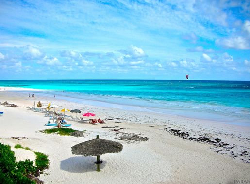 File:Stunning Scene At Harbour Island Eleuthera Bahamas Imran  (55954984).jpeg - Wikimedia Commons