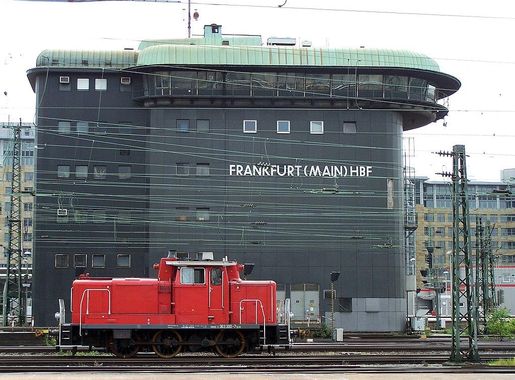 Datei:363 200 Stellwerk Frankfurt-Hauptbahnhof 09052009.JPG – Wikipedia