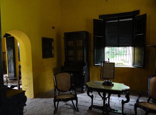File:Sala de te. QUINTA DE SAN PEDRO ALEJANDRINO. SANTA MARTA. COLOMBIA.JPG  - Wikimedia Commons