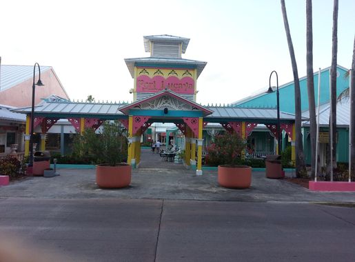 File:Port Lucaya Marketplace - panoramio.jpg - Wikimedia Commons