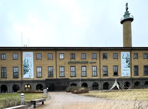 File:Sjöfartsmuseet Akvariet 01 exterior February 2023.jpg - Wikimedia  Commons