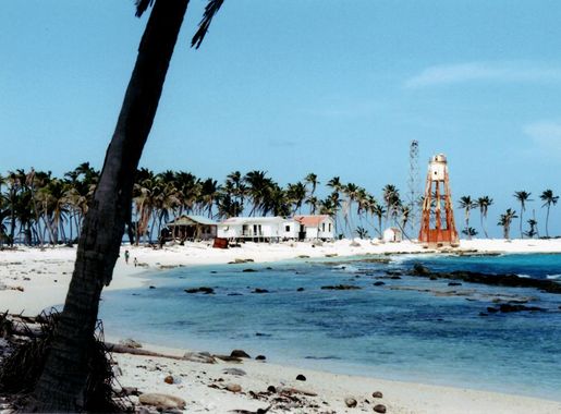 File:Half moon caye, belize - Flickr - dsasso.jpg - Wikimedia Commons