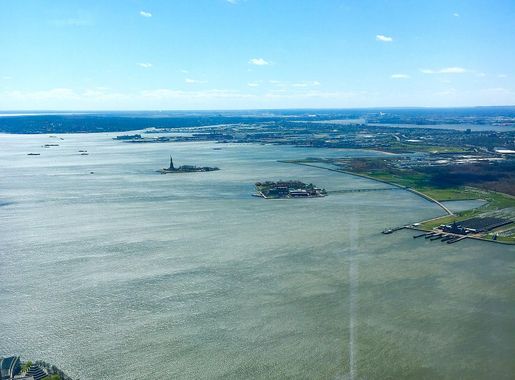 File:Statue of Liberty from One World Observatory.jpg - Wikimedia Commons