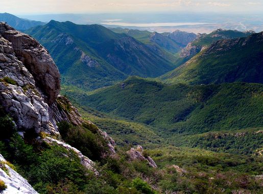 File:Paklenica Buljma.jpg - Wikimedia Commons