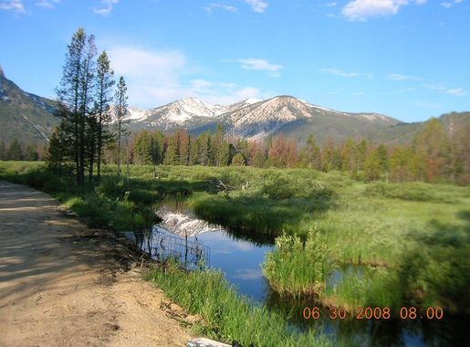 File:Behind Stanley Lake 3.JPG - Wikimedia Commons