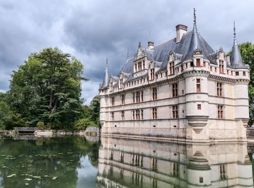 File:Chateau-Azay-le-Rudeau-1.jpg - Wikipedia