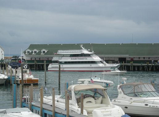 File:Mackinac Island July 2010 27 (Arnold Line ferry).JPG - Wikimedia  Commons