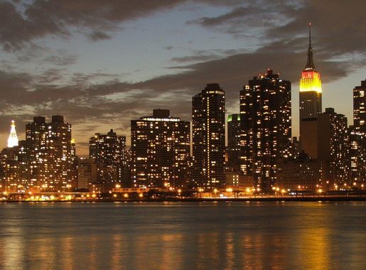 File:MidtownManhattanFromGantryPlaza.jpg - Wikimedia Commons