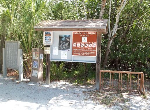 File:Fort Myers Beach FL Matanzas Pass Pres sign01.jpg - Wikimedia Commons