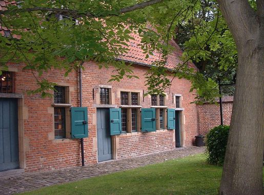 File:AnderlechtBegijnhof.jpg - Wikimedia Commons
