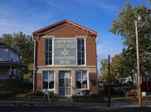 File:Arrow Rock Lodge No. 55.jpg - Wikimedia Commons