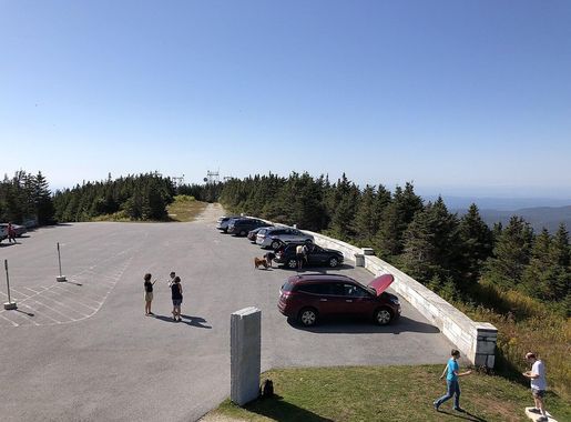 File:2019-09-21 14 04 37 View west from the Saint Bruno Scenic Viewing  Center on the summit of Equinox Mountain in Manchester, Bennington County,  Vermont.jpg - Wikimedia Commons
