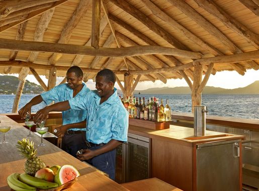 File:PSV Goatie's Beach Bar at Petit St. Vincent Island Resort - The  Grenadines, St. Vincent, Caribbean..jpg - Wikimedia Commons