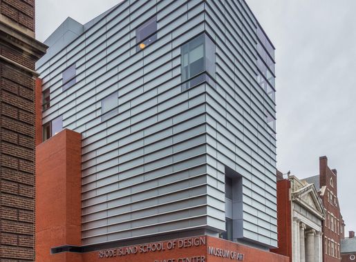 File:RISD Museum of Art Chace Center entrance.jpg - Wikimedia Commons