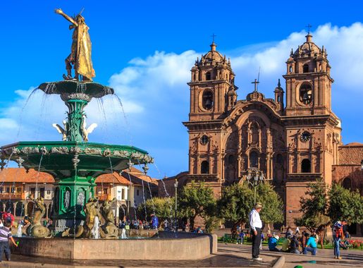 File:Exploring Cusco…Plaza de armas, Centro Historico (8443408703).jpg -  Wikimedia Commons