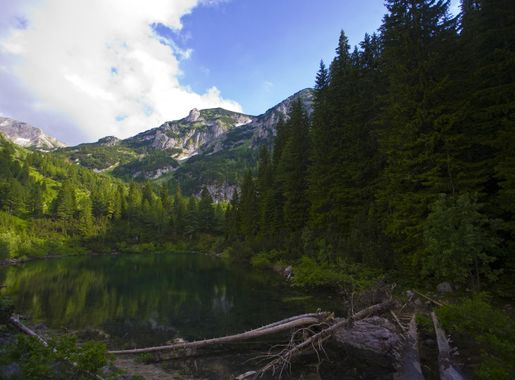 File:Bjeshkët e Nemuna National Park - Rugova Valley.jpg - Wikimedia Commons