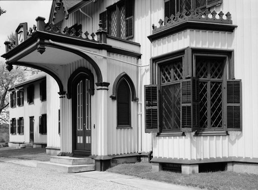 File:Roseland Cottage (Bowen Cottage) - entryway.jpg - Wikimedia Commons