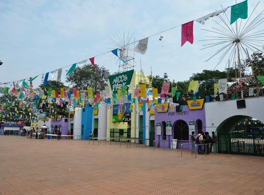 File:Nicco Park Entrance - Jheel Meel - Kolkata 2012-01-19 8337.JPG -  Wikimedia Commons