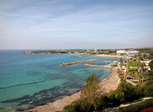 File:Coral Bay near Paphos (winter) - panoramio (1).jpg - Wikimedia Commons