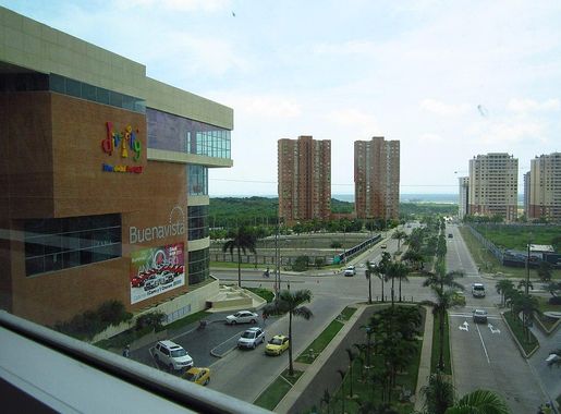 Archivo:Centro Comercial Buenavista - panoramio.jpg - Wikipedia, la  enciclopedia libre