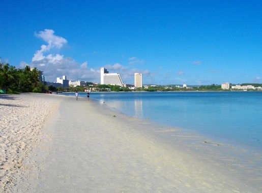 File:Tumon Beach.JPG - Wikimedia Commons