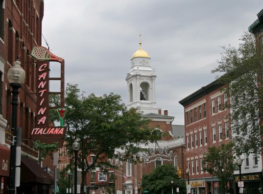 File:2009 HanoverSt Boston.jpg - Wikimedia Commons