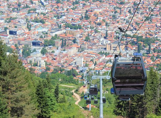 File:Trebevićka žičara 2018 07.jpg - Wikimedia Commons
