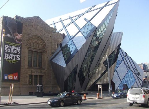 File:Exterior of the Royal Ontario Museum, March 2010.jpg - Wikimedia  Commons