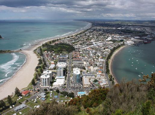 File:Mount Maunganui 25.jpg - Wikimedia Commons