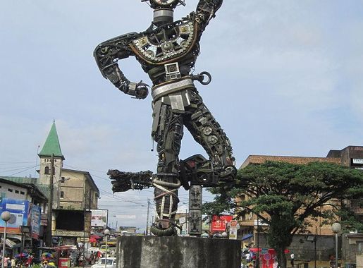 Fichier:La Nouvelle Liberté de Douala.JPG — Wikipédia