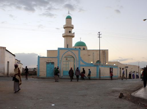 File:Adi Keyh, moschea.JPG - Wikimedia Commons